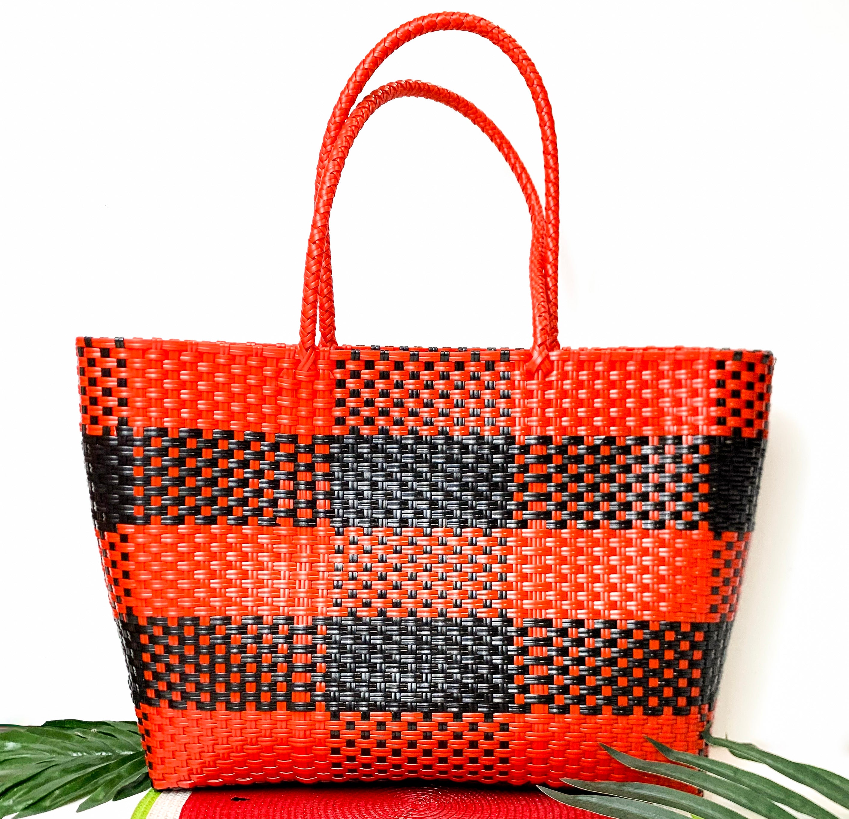 Garden Party Gingham Tote Bag in Red and Black - Giddy Up Glamour Boutique