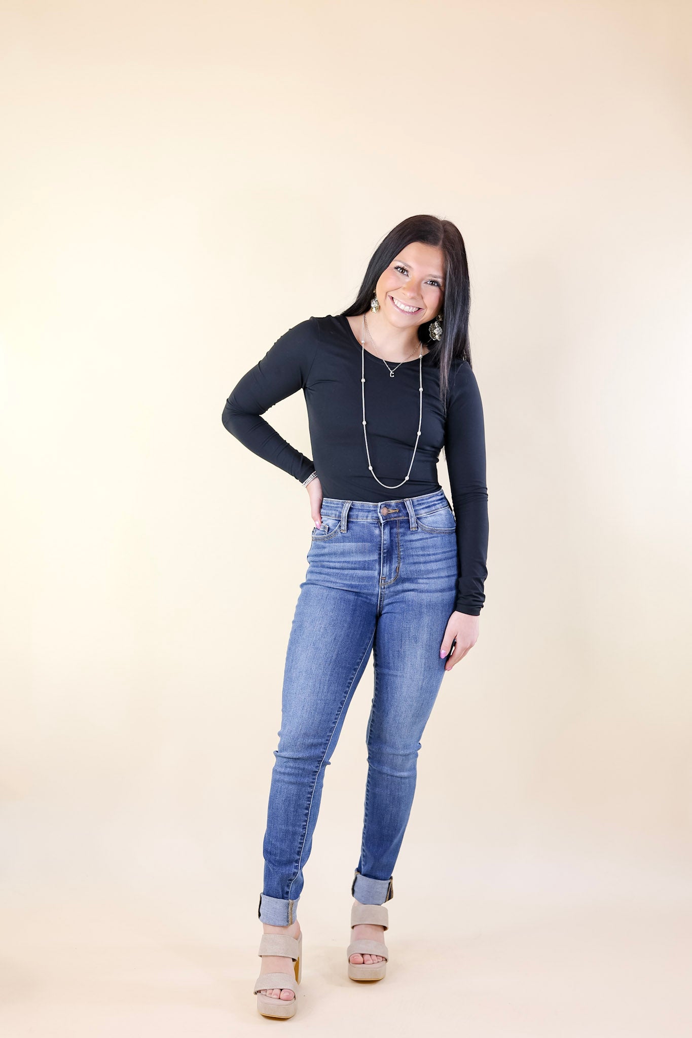 Judy Blue | Signature Stride Cuffed Hem Skinny Jeans in Medium Wash - Giddy Up Glamour Boutique