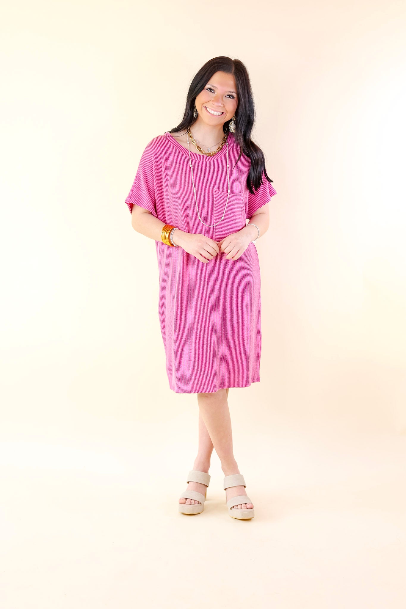 Coffee and Carefree Ribbed Short Sleeve Dress with Front Pocket in Magenta Purple