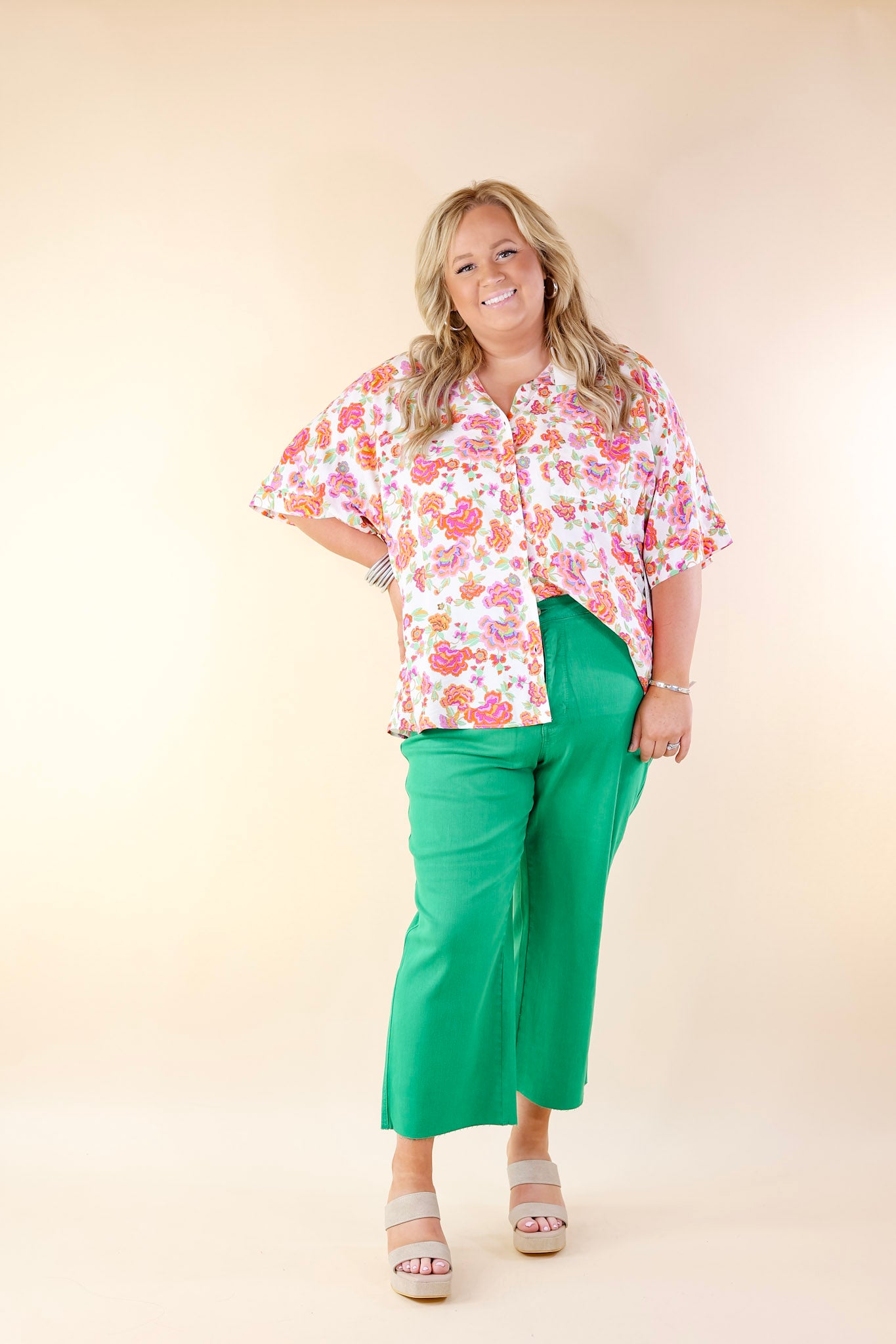 Enchanted Blooms Floral Print Top with Collar in Off White - Giddy Up Glamour Boutique