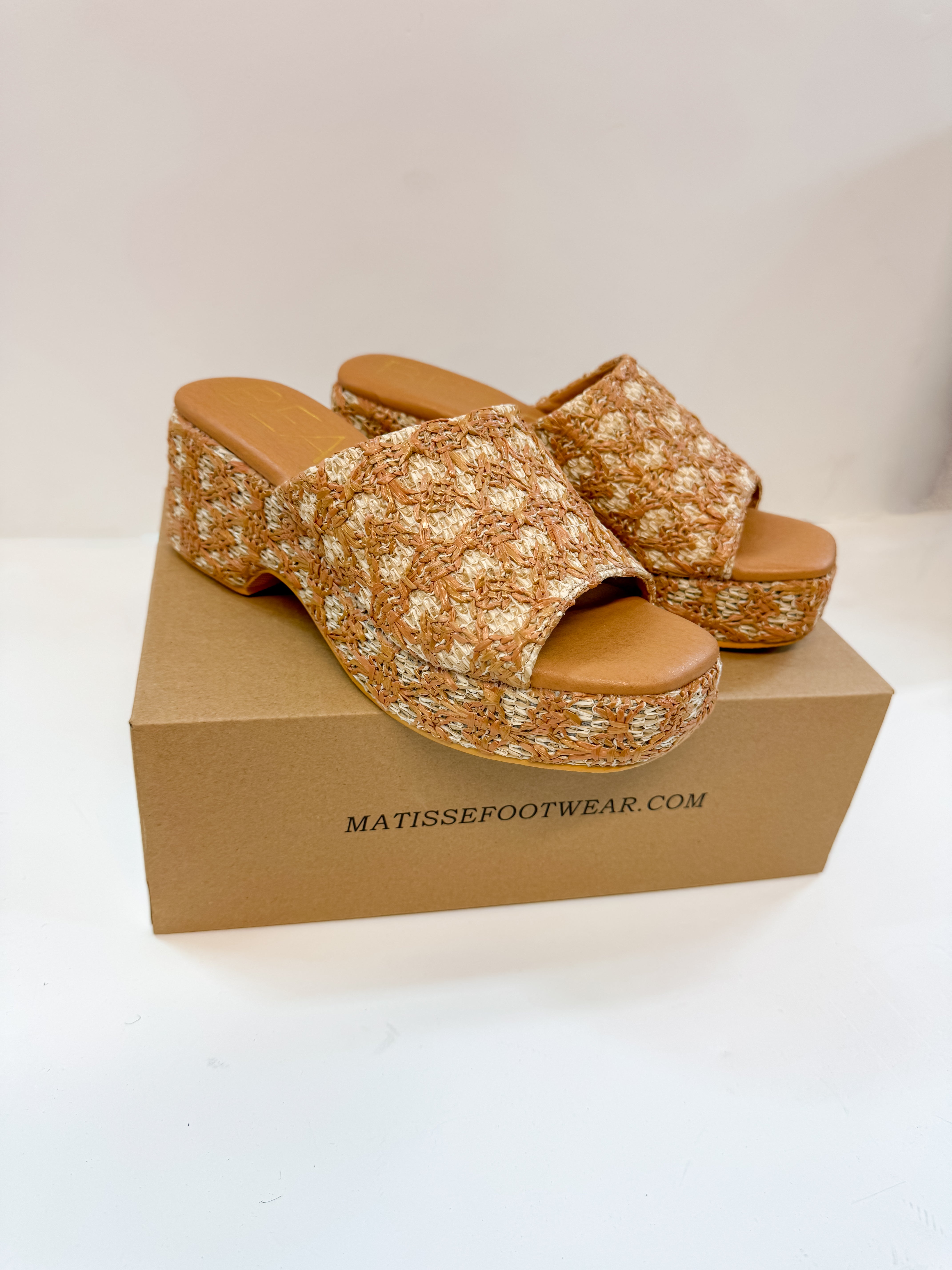 Matisse | Cruz Multi-Color Platform Sandal in Tan - Giddy Up Glamour Boutique