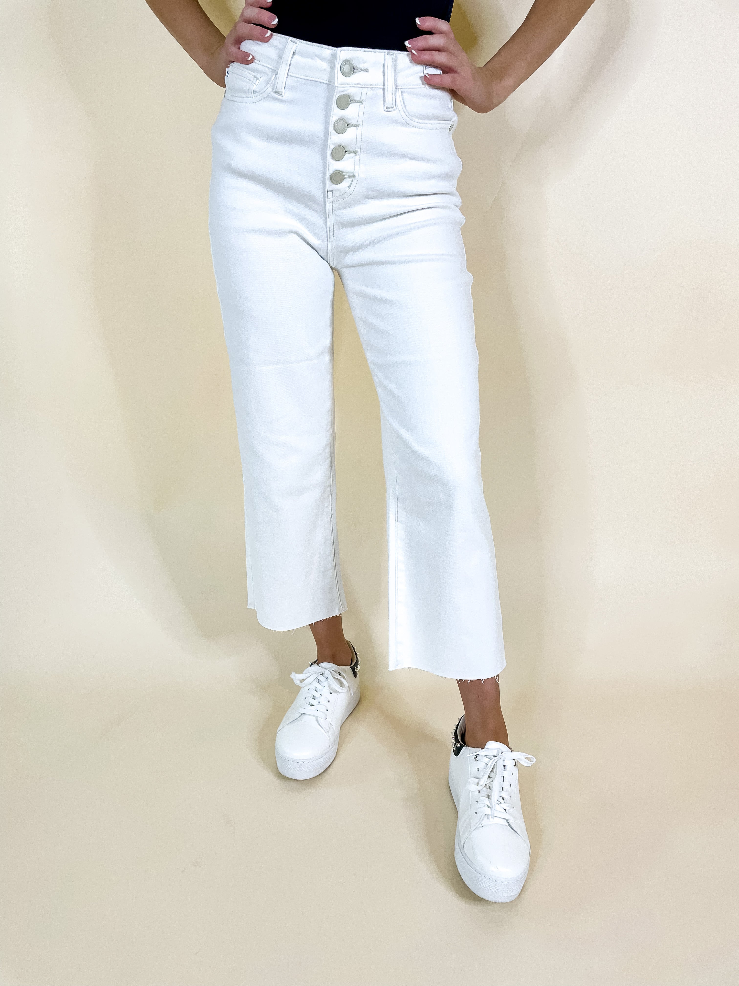 Judy Blue | Casual Upgrade Cropped Wide Leg Jeans in White - Giddy Up Glamour Boutique