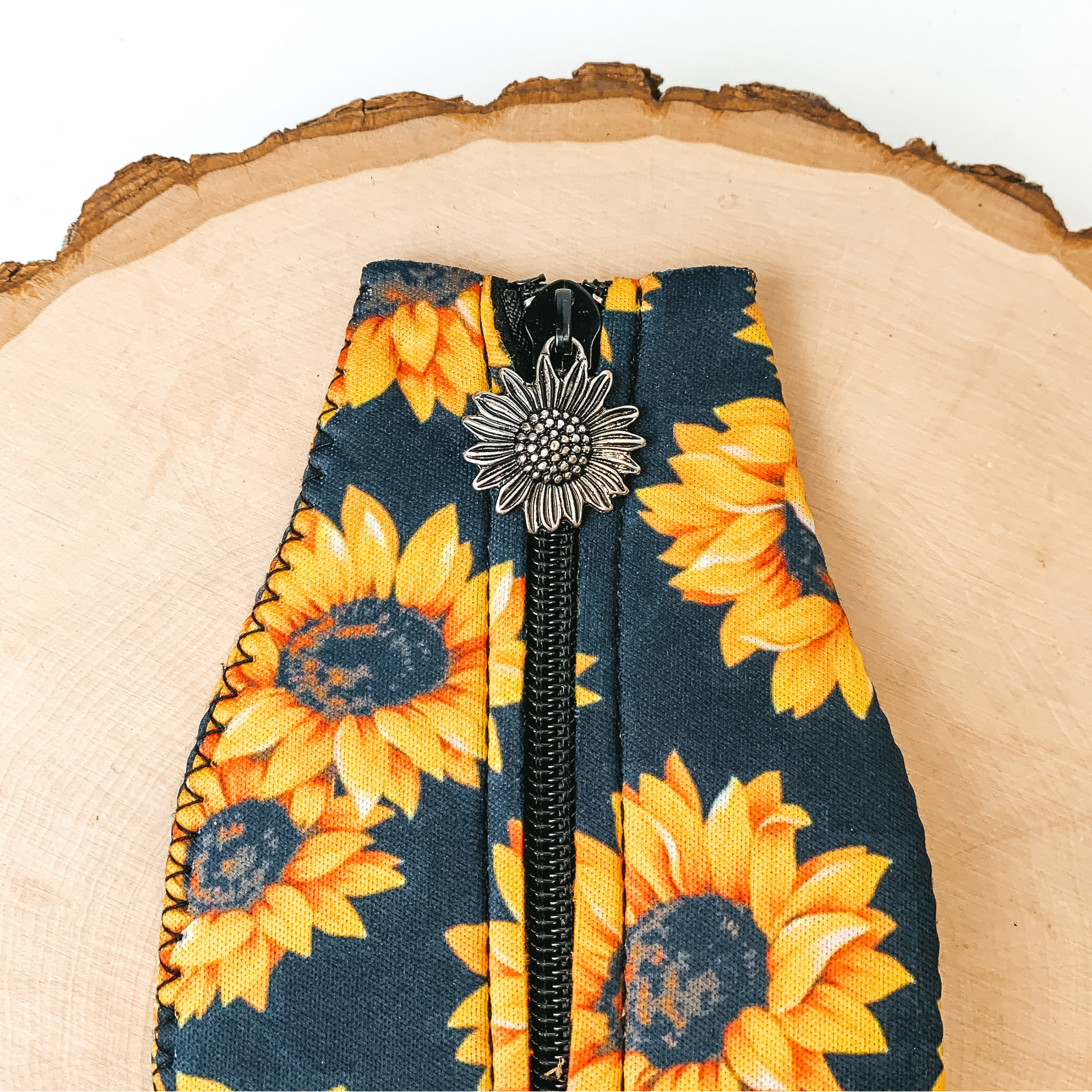 Sunflower Print Zip Up Koozie with Sunflower Charm - Giddy Up Glamour Boutique