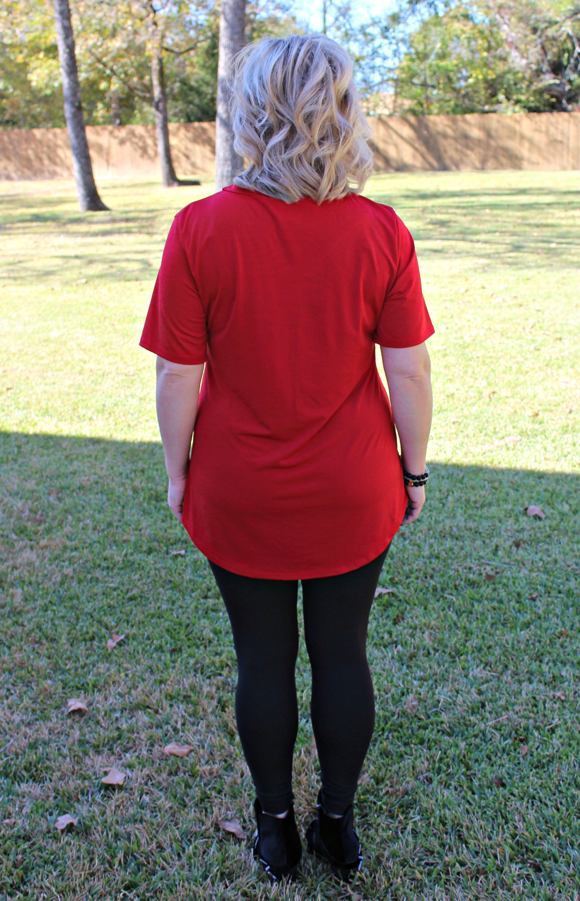 Last Chance Size Small | Just Right Short Sleeve Pocket Tee in Red - Giddy Up Glamour Boutique