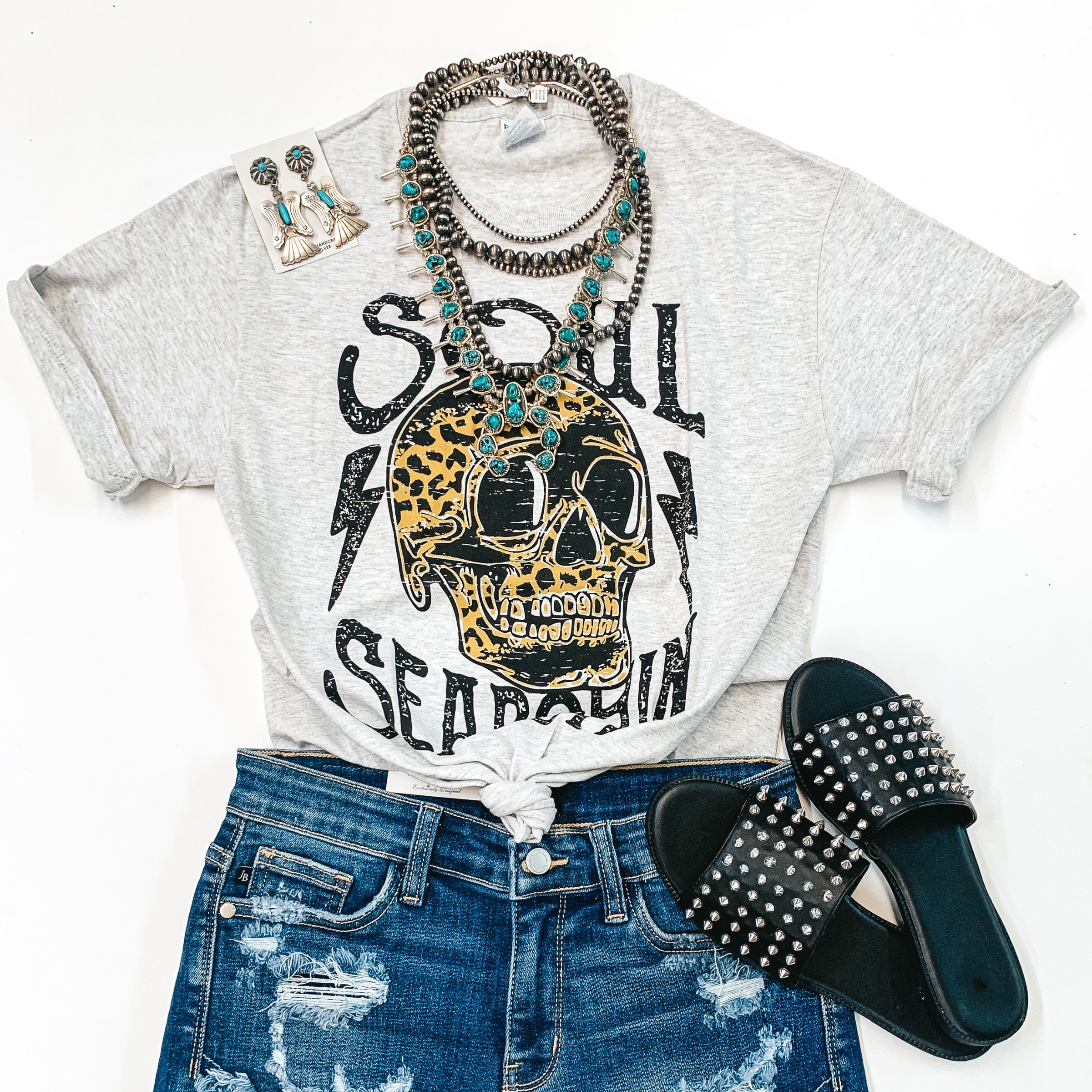 Soul Searchin' Leopard Skull Short Sleeve Graphic Tee in Heather Grey - Giddy Up Glamour Boutique
