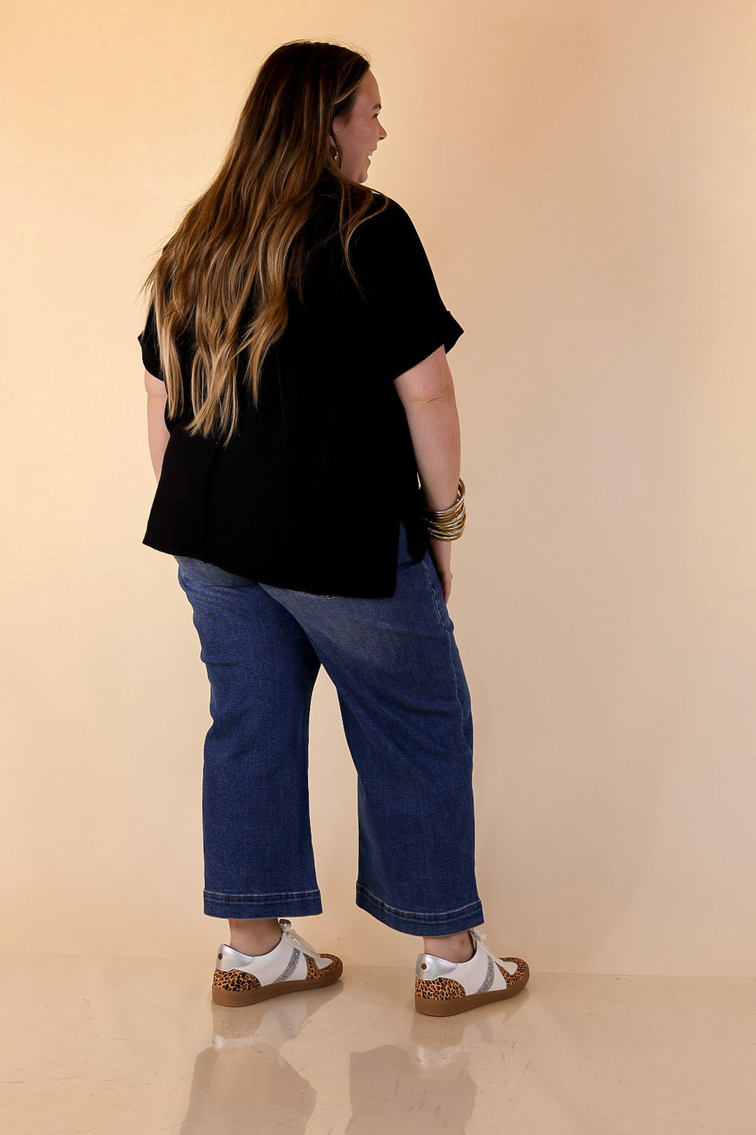 Daily Perfection Scoop Neck Short Sleeve Ribbed Top in Black