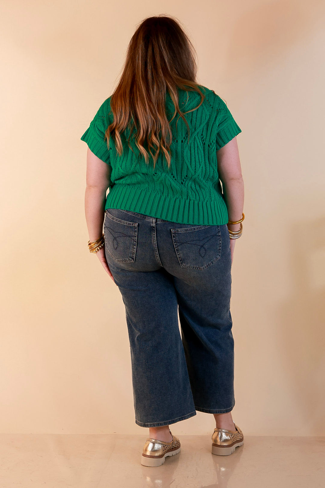 Knit to Last Cable Knit Short Sleeve Sweater Top in Kelly Green