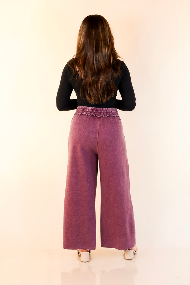 Cozy Girl Cropped Acid Washed Drawstring Pant in Maroon