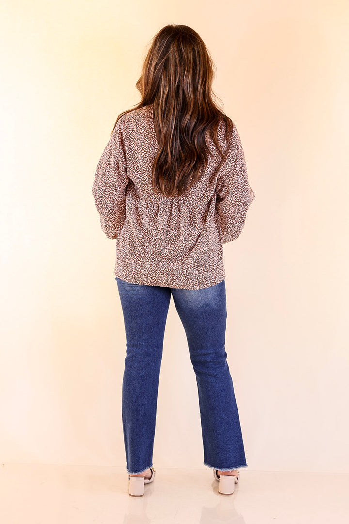 Really Dreamy Small Leopard Print Babydoll Top with Long Sleeves in Brown