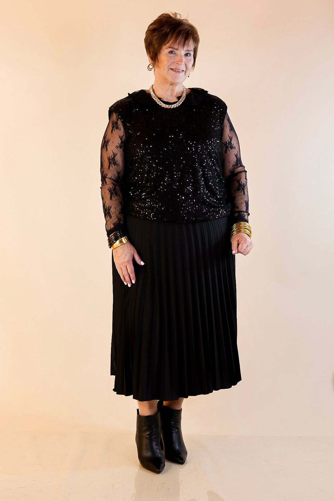 Sequin Sleek Sleeveless Dressy Sequin Top in Black