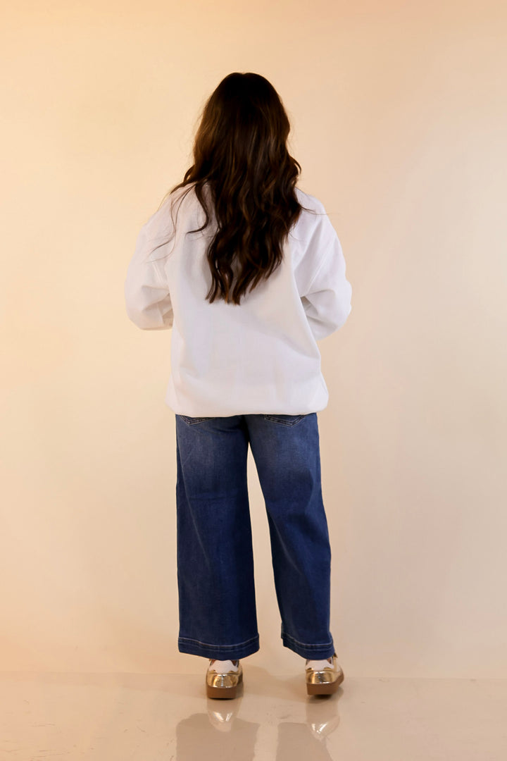 Simply Southern | A Tini Bit Merry Martini Christmas Graphic Crewneck Sweatshirt in White