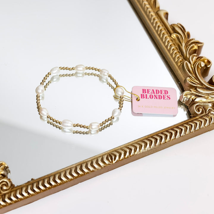 Beaded Blondes | Ellie Pearl Bracelet in Gold