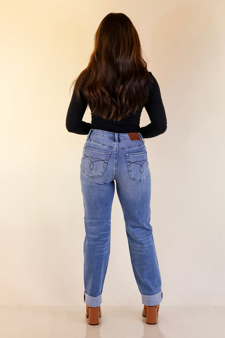 Judy Blue | The Cool Factor Single Cuff Boyfriend Denim Jeans in Medium Wash