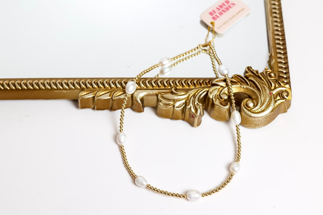 Beaded Blondes | Pearl Poppi Necklace in Gold