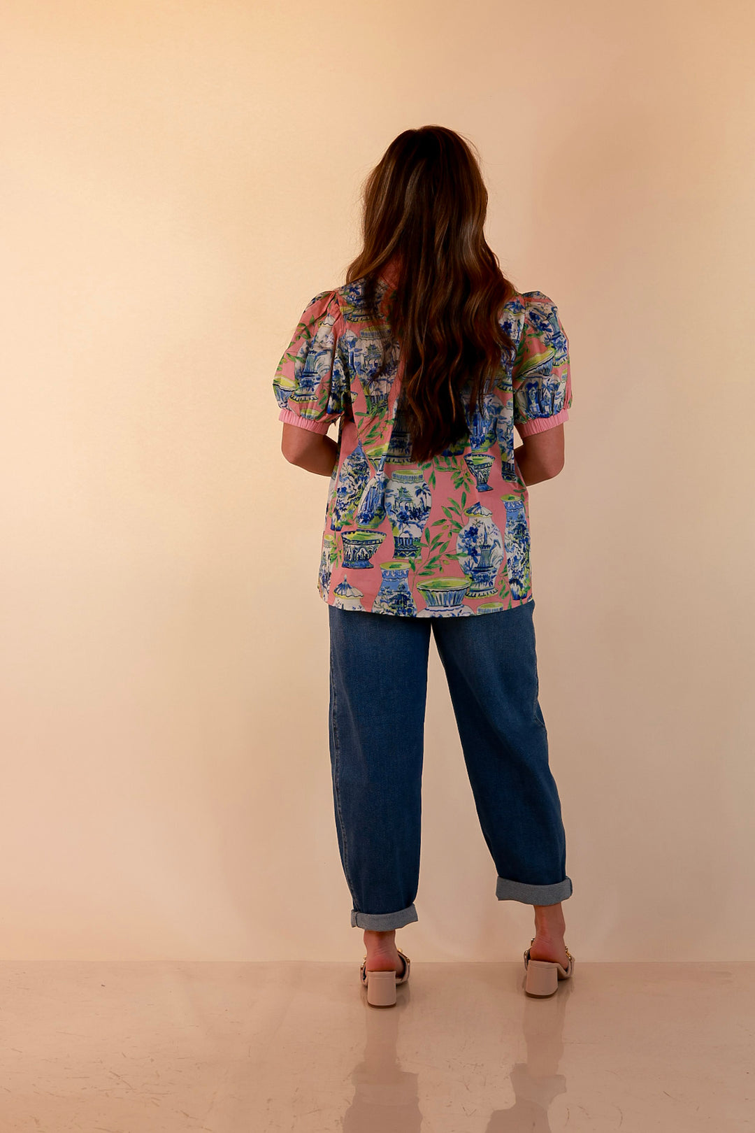 Coast is Clear Vase Print Contrast Trim Top with Puff Sleeves in Coral Pink Multi