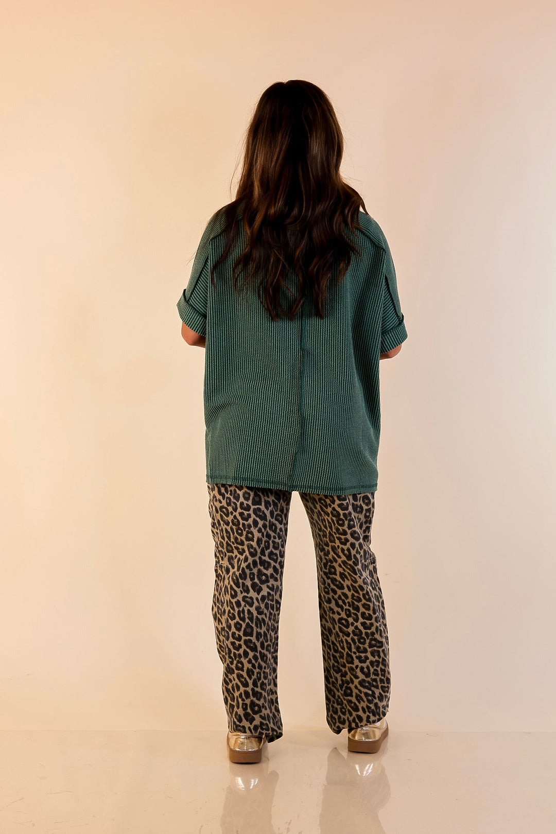 Daily Perfection Scoop Neck Short Sleeve Ribbed Top in Hunter Green