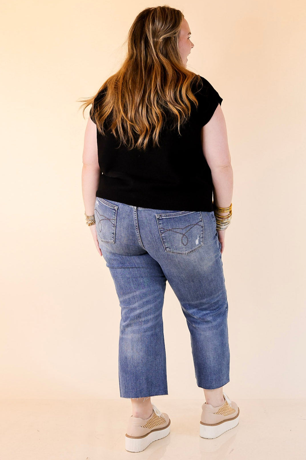 Effortlessly Yours Short Sleeve Crew Neck Sweater in Black