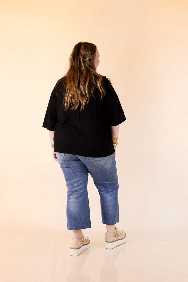 Subtle Spark Crew Neck Short Sleeve Shirt with Seam Detailing in Black