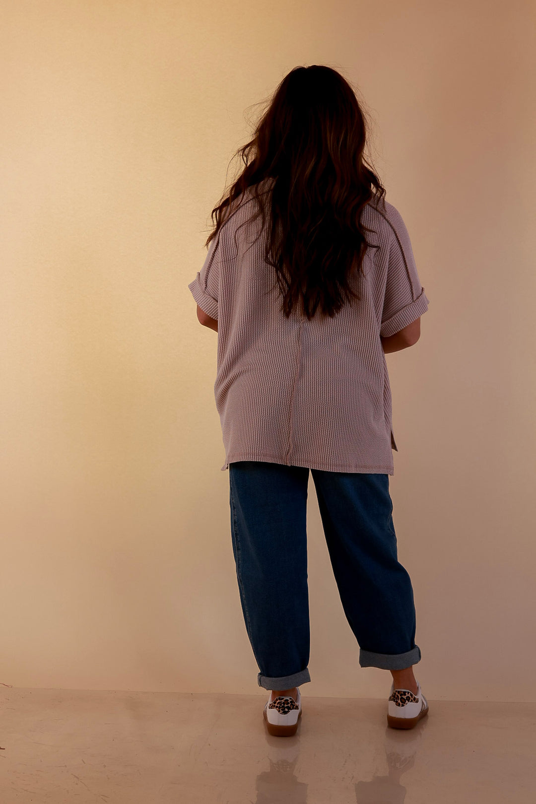 Daily Perfection Scoop Neck Short Sleeve Ribbed Top in Natural Brown