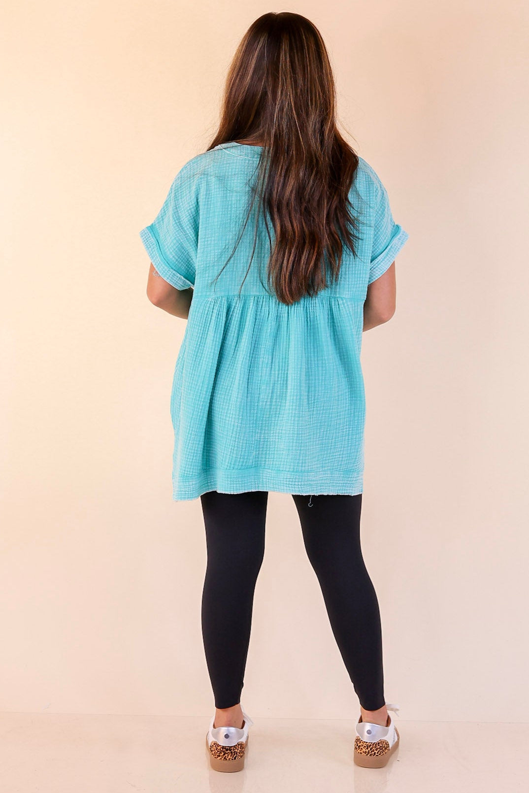 Simple Statement Quarter Button Up Short Drop Sleeve Shirt in Turquoise Blue