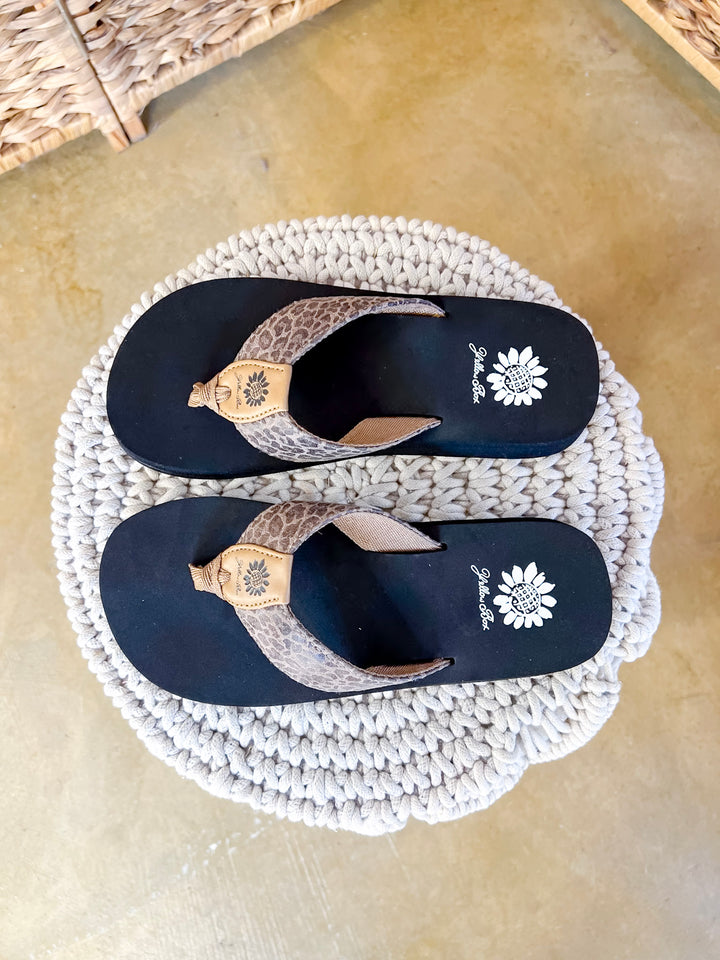 Yellow Box | Flexter Comfort Flip Flops in Leopard Print
