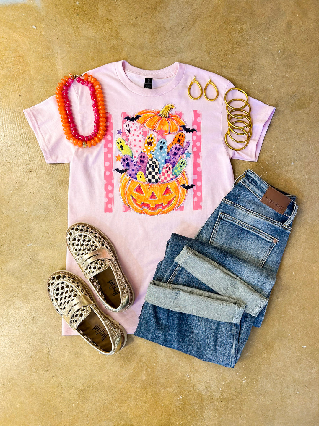 Pick of the Patch Colorful Ghost &amp; Jack-O’-Lantern Halloween Graphic Tee in Light Pink