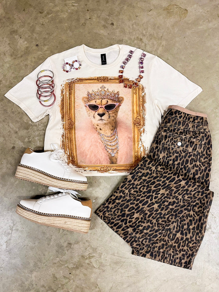 Queen Cat Glam Cheetah Short Sleeve Graphic Tee with Crystals in Cream