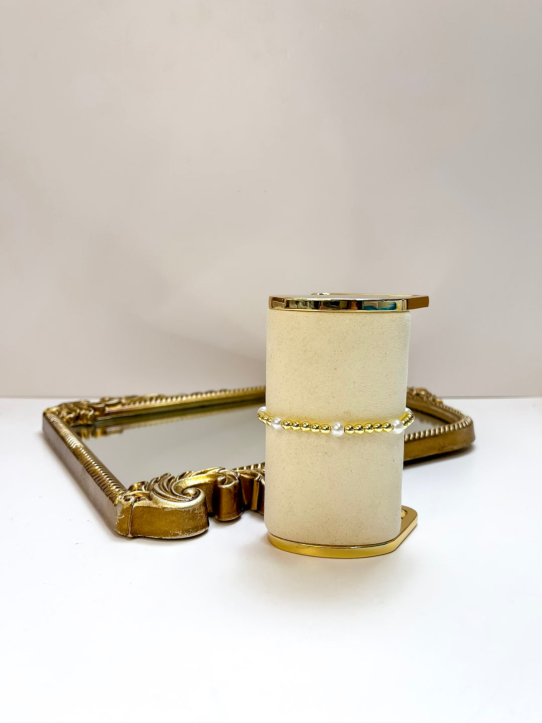 Coco's Beads and Co | The Emma Pearl Bracelet in Gold