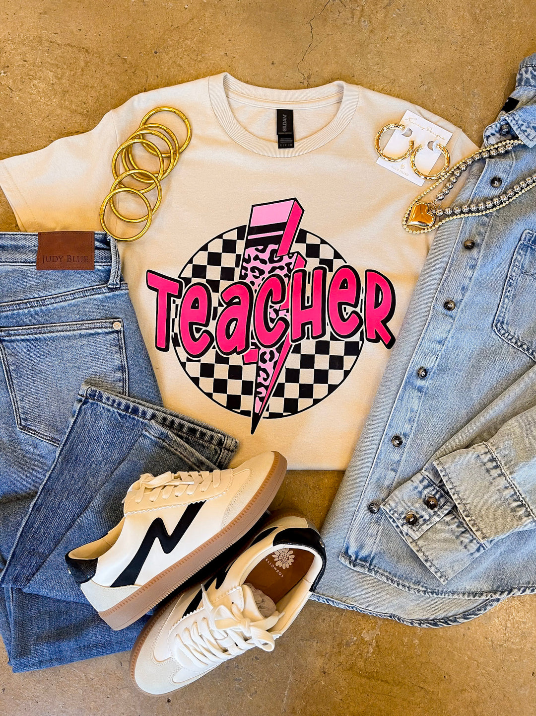 Grade with Style Teacher Short Sleeve Graphic Tee in Beige
