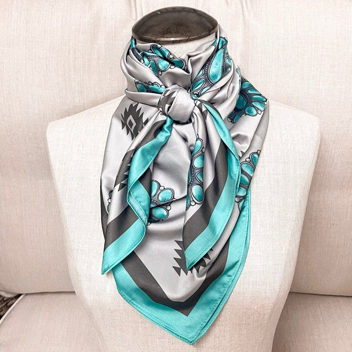 Online Exclusive | Classy Concho Wild Rag in Grey