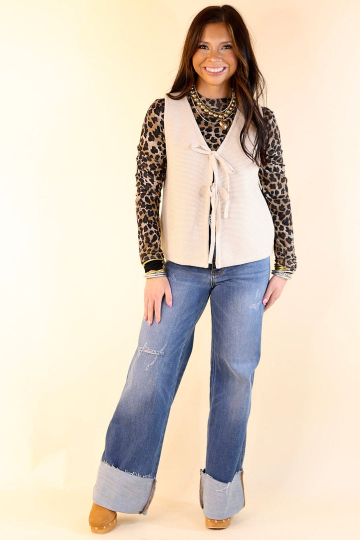 Main Attraction Bow Tie Front Sweater Vest in Natural
