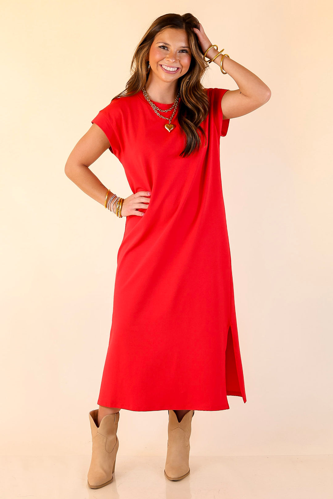Effortlessly Lovely Short Sleeve Midi Tee Shirt Dress in Red