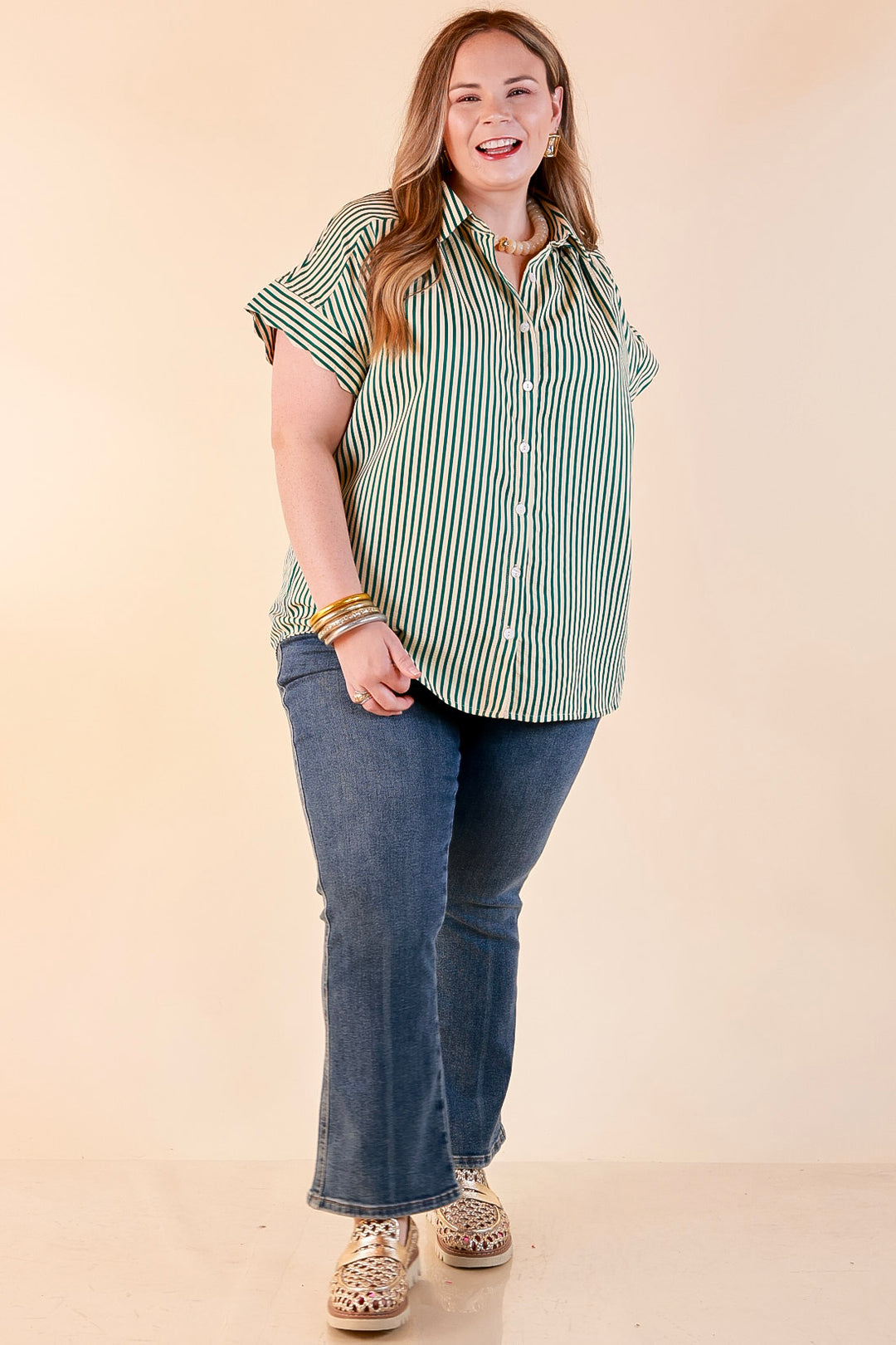 Closet Essential Striped Button Up Short Sleeve Collared Top in Green