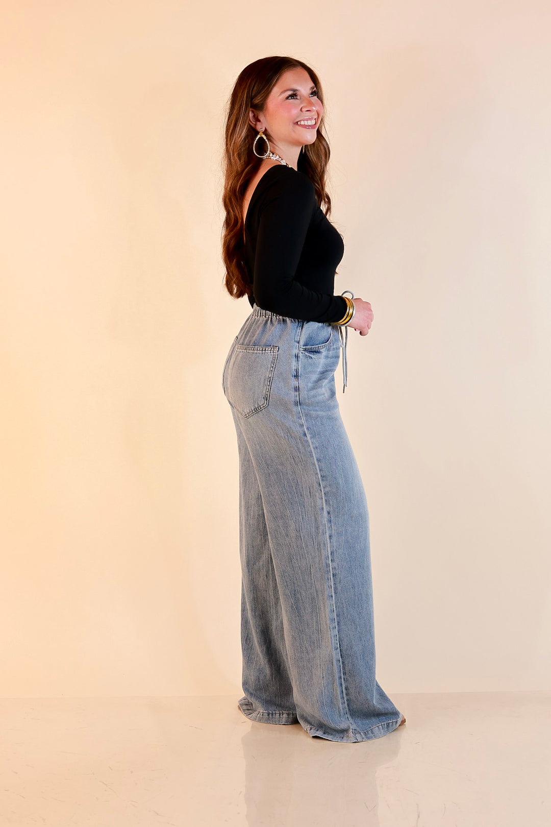 Judy Blue | Easy Does It Wide Leg Palazzo Featherweight Elastic Waistband Jeans in Medium Wash