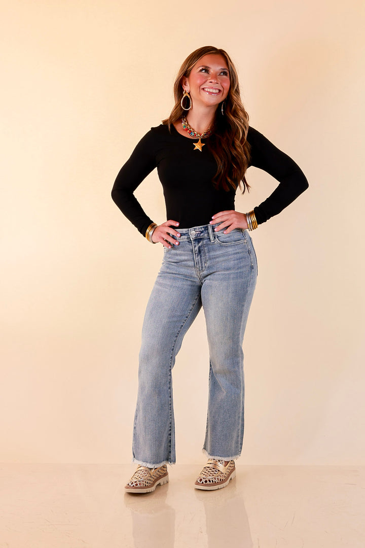 Judy Blue | Worth Repeating Cropped Kick Flare Jean in Light Wash