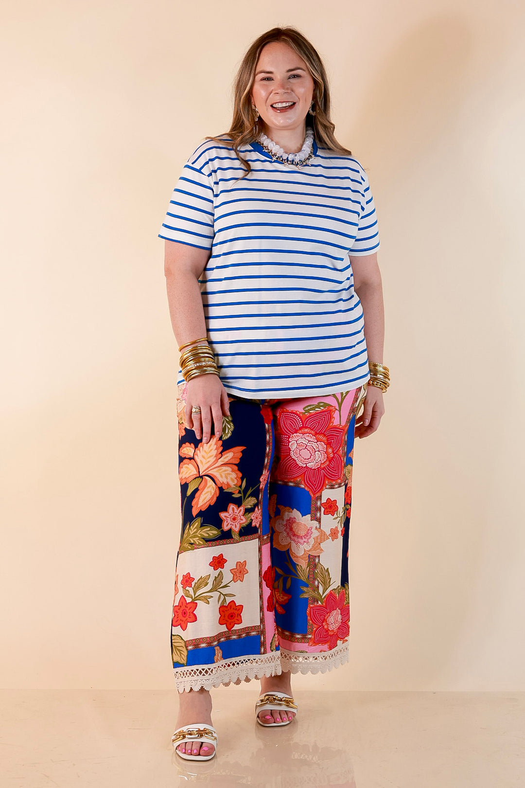 The Daily Stripe Scoop Neck Short Sleeve Striped Tee Top in Ocean Blue