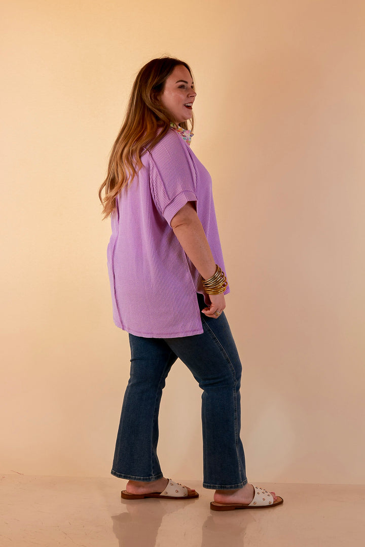 Daily Perfection V Neck Short Sleeve Ribbed Top in Lavender Purple