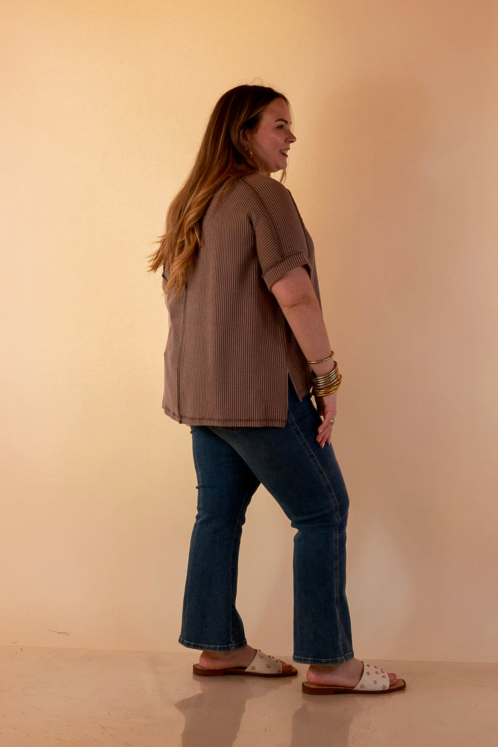 Daily Perfection Scoop Neck Short Sleeve Ribbed Top in Dark Mocha Brown