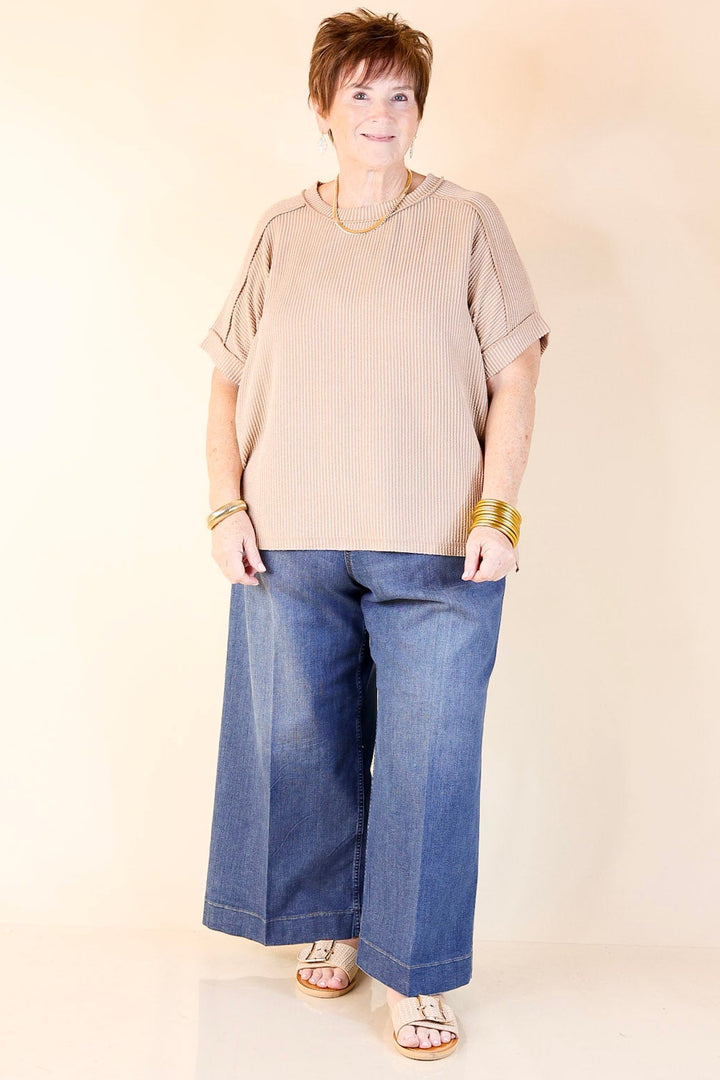 Daily Perfection Scoop Neck Short Sleeve Ribbed Top in Mocha Brown