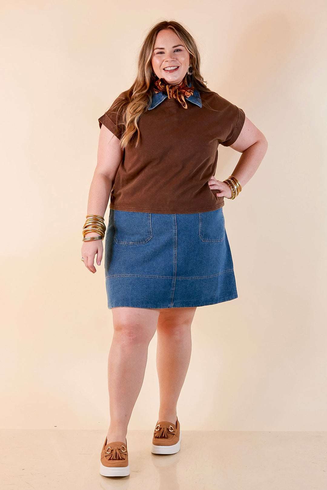 Easy Chic Mineral Washed Short Sleeve Cropped Tee in Chocolate Brown