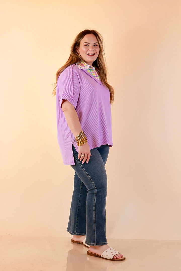 Daily Perfection V Neck Short Sleeve Ribbed Top in Lavender Purple
