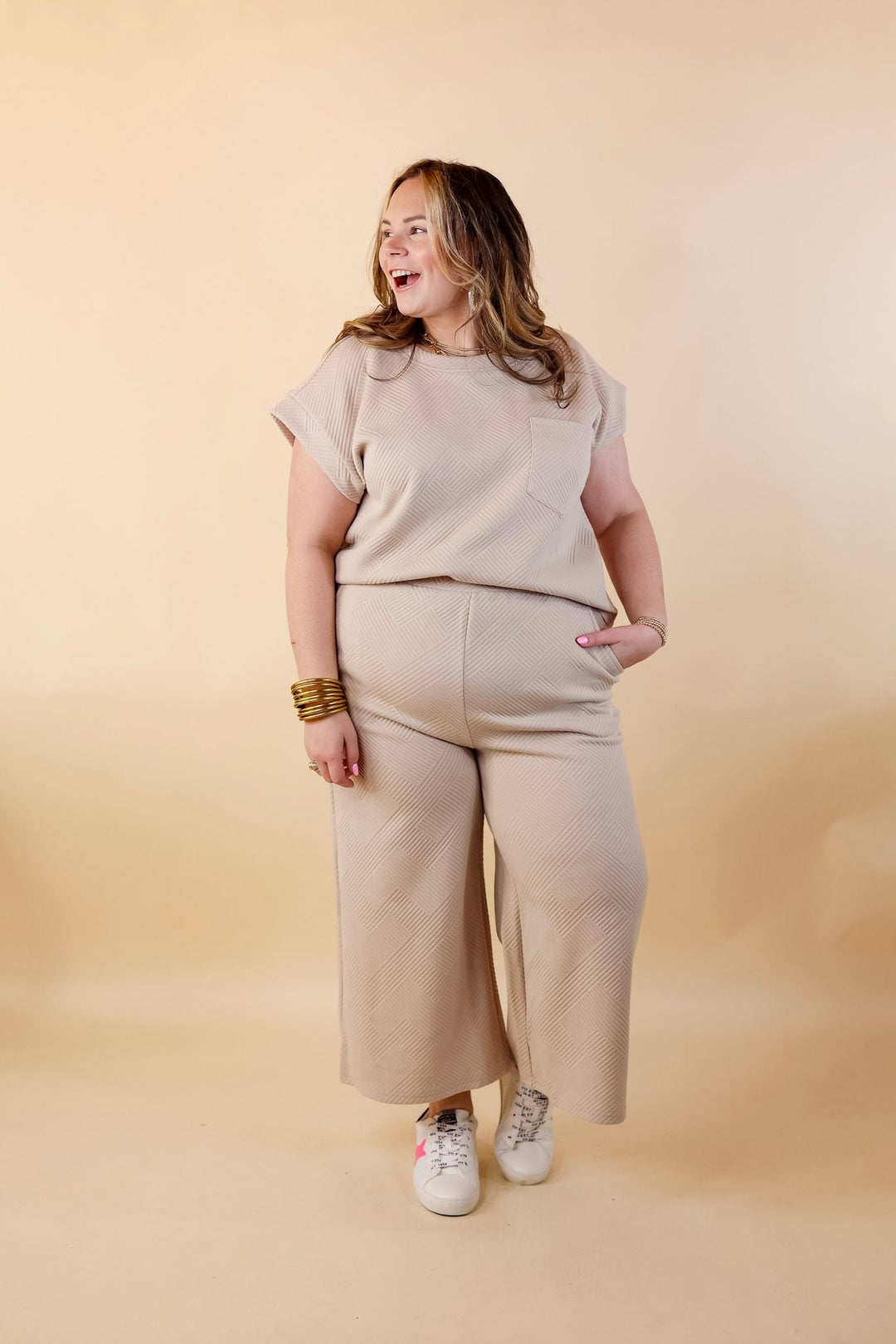 Glamour on the Go Textured Top with Pocket in Cream - Giddy Up Glamour Boutique