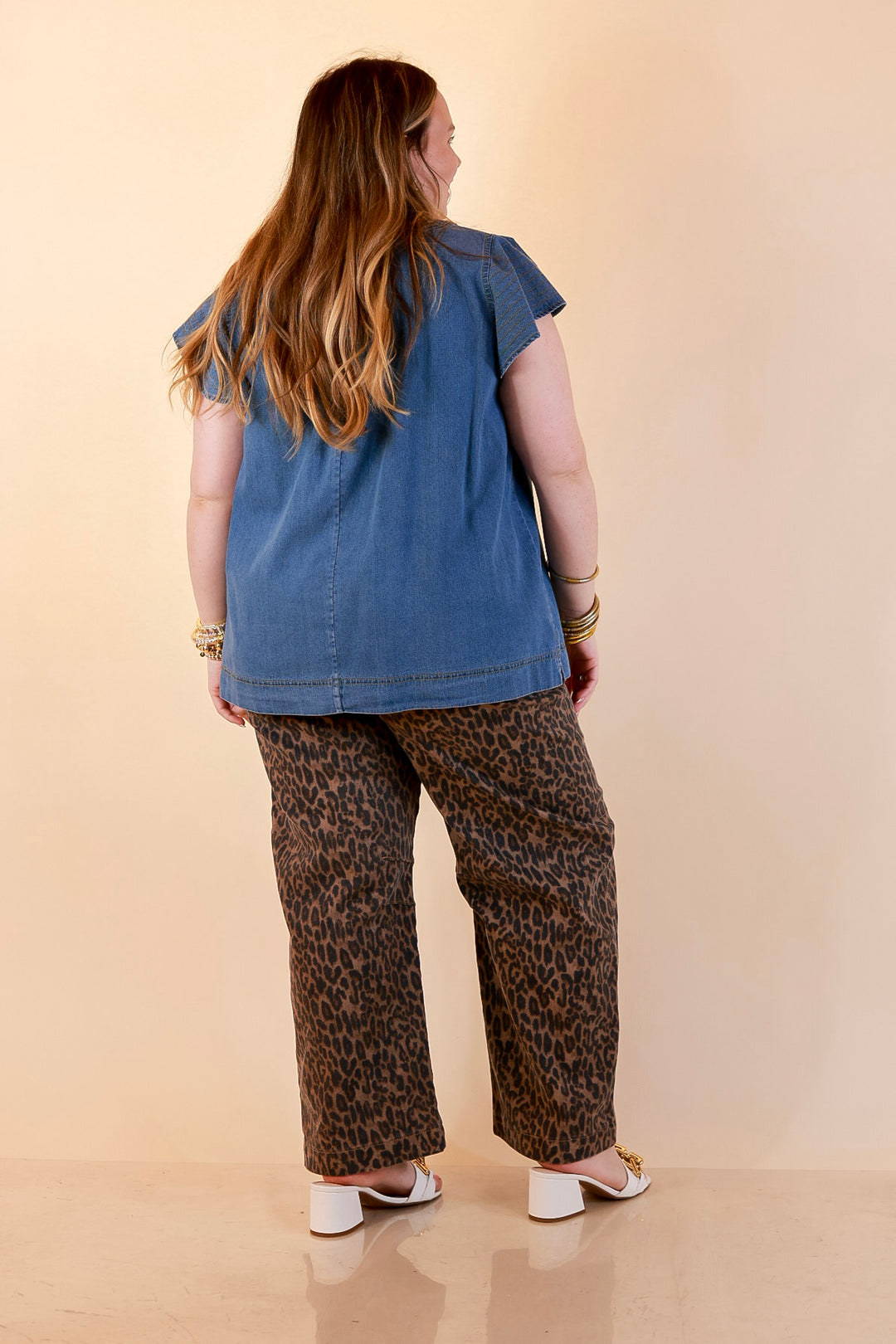 Clean and Collected V Neck Denim Top with Stitch Detail and Drop Shoulder Cap Sleeve in Medium Wash