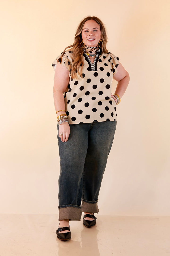 Judy Blue | Never Miss Marlow Arc Relaxed Wide Leg Barrel Jeans with Hollywood Waistband and Double Buttons in Vintage Dark Wash