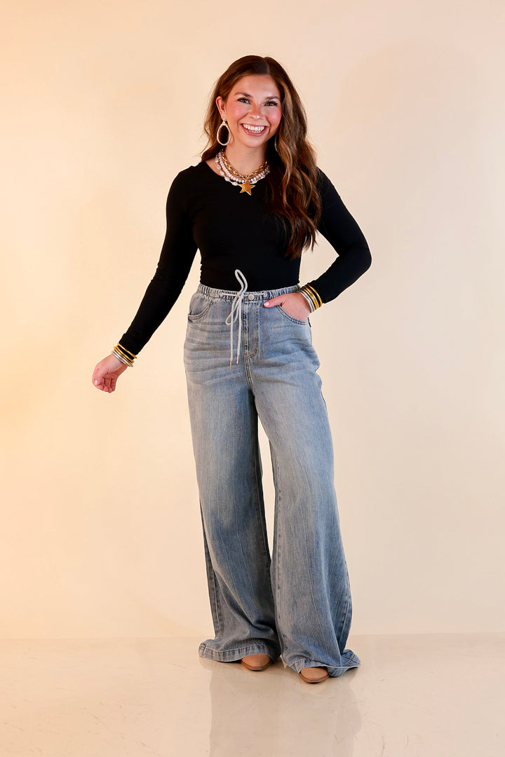 Judy Blue | Easy Does It Wide Leg Palazzo Featherweight Elastic Waistband Jeans in Medium Wash