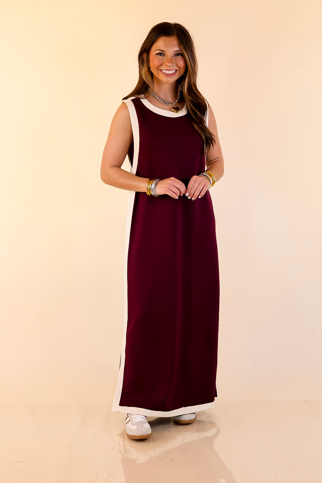 Chic Direction Solid Sleeveless Knit Midi Dress with Ivory Trim in Maroon