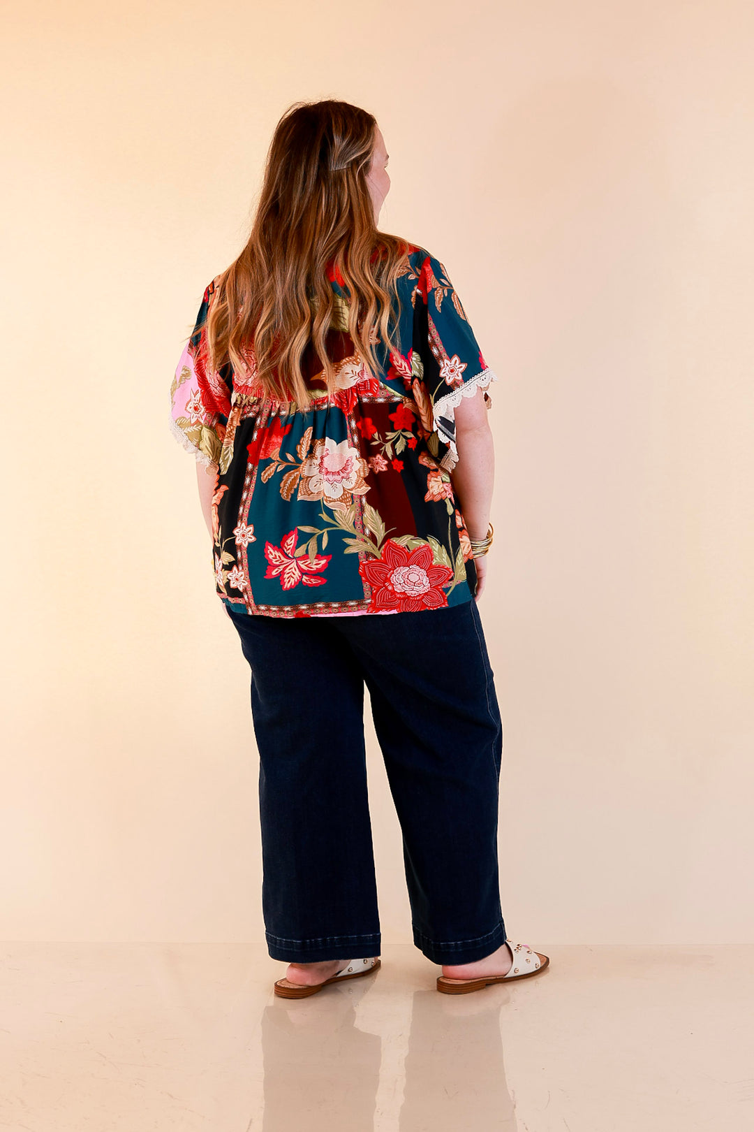 Patchwork Charm Floral Patchwork Print Print Lace Detail Short Sleeve Top in Pink Mix
