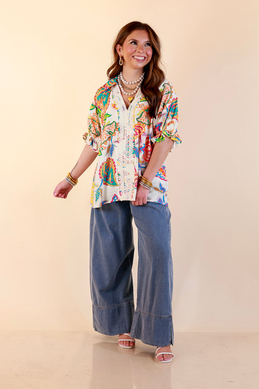 Bold Escape Floral Print Lace Front Top with Collar and Puff Sleeves in Cream Mix