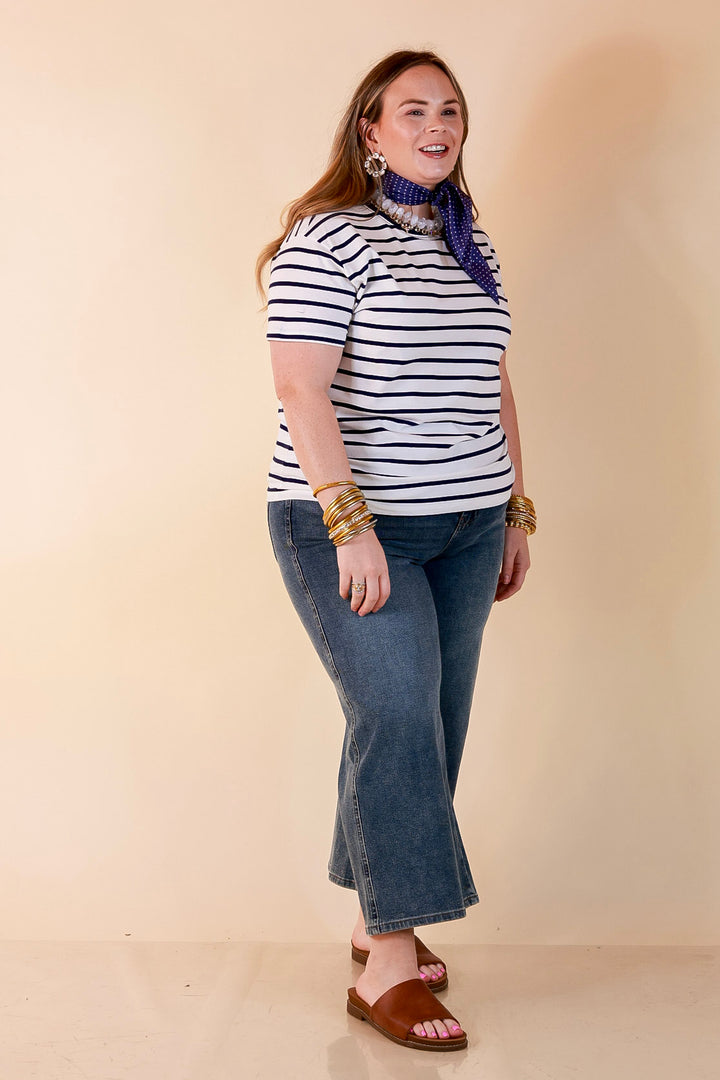 The Daily Stripe Scoop Neck Short Sleeve Striped Tee Top in Navy Blue