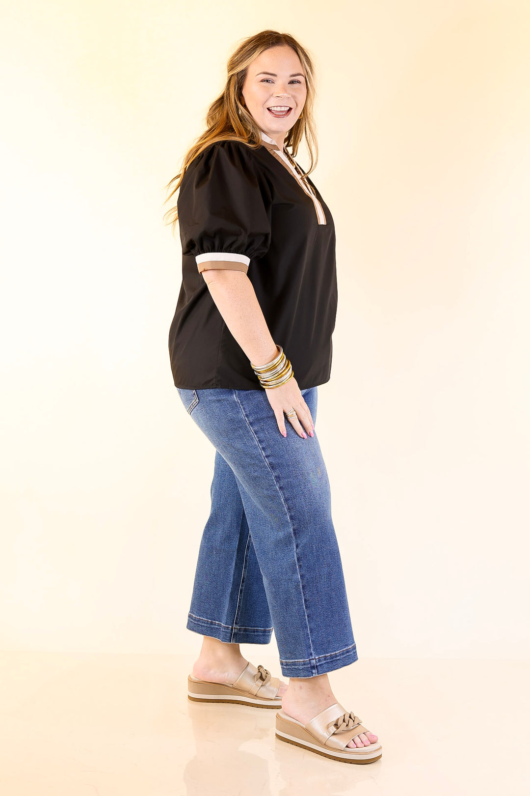 Judy Blue | Everyday Poise Cropped Wide Leg Trouser Denim Jeans in Medium Wash